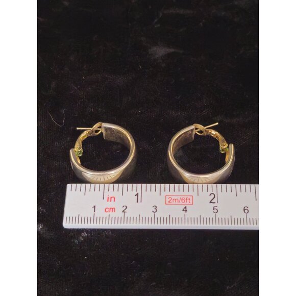 Chunky hoop earrings - Picture 3 of 4